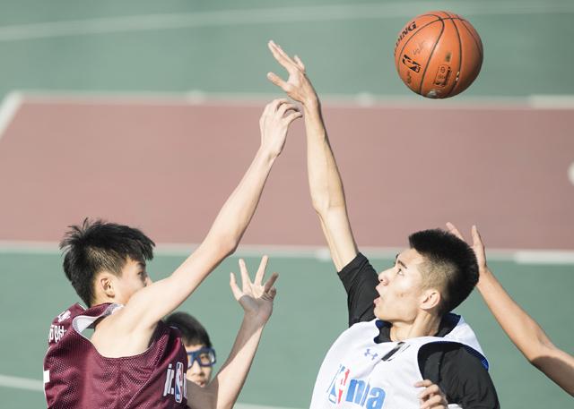 少妇第一次尝试黑人尺寸不敢